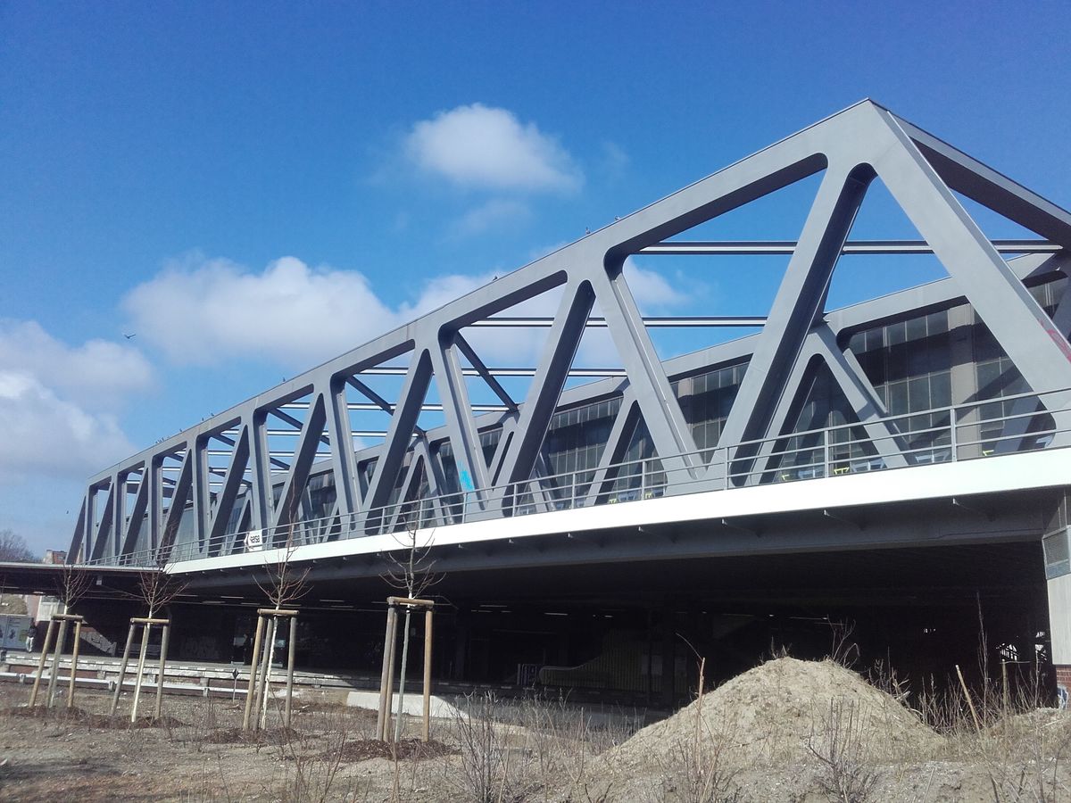 Neue Innenring-Brücke am Bahnhof Schöneberg