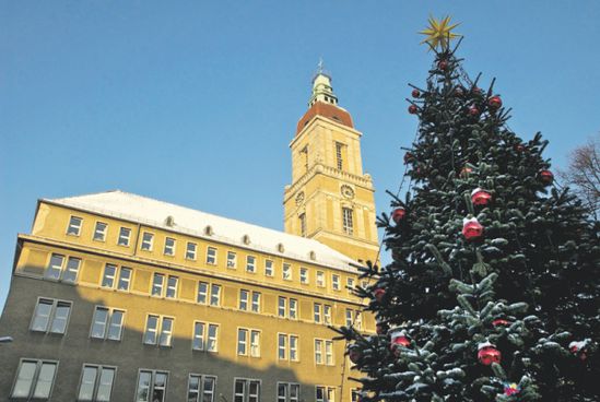 Was wird aus dem Rathaus Friedenau? SPDFraktion TempelhofSchöneberg